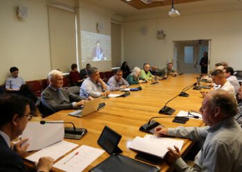 Consejo Regional rechaza millonario proyecto de internet para zonas aisladas y aprueba mejoramiento vial en Punta Arenas