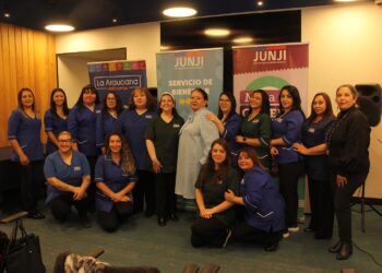 Educadoras y técnicas de la Junji Magallanes son reconocidas como “Mujeres que inspiran” en el Mes de la Mujer