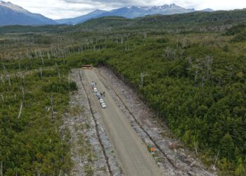 Alcaldesa de Río Verde impulsa avance de la Senda Río Pérez – Río Hollemberg y pide agilizar trámites pendientes