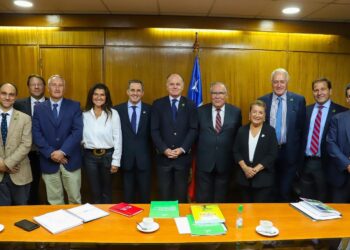 Gobierno y Sociedad Nacional de Agricultura acuerdan agenda conjunta para enfrentar desafíos del sector