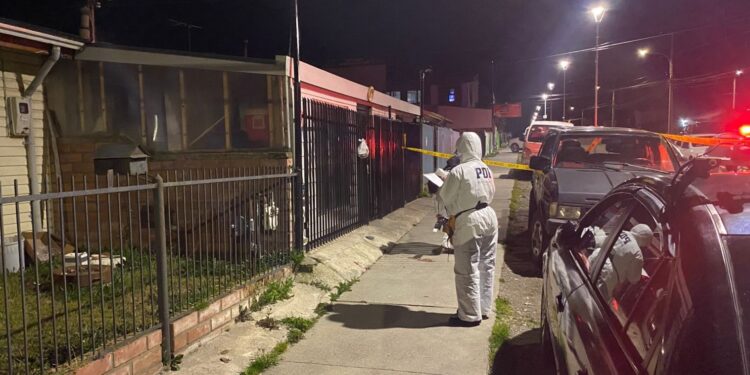Investigan homicidio con arma cortante en Punta Arenas, víctima falleció en el hospital
