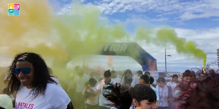 Primera Color Run reunió a familias en la costanera de Puerto Natales