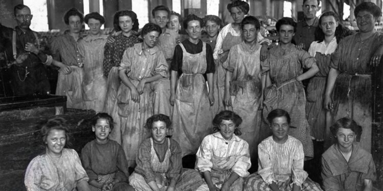 8 de marzo, más que flores y saludos, el día que recuerda la lucha de las mujeres