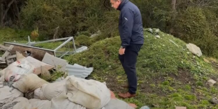 Alcalde de Cabo de Hornos denuncia microbasurales en sectores turísticos y llama a la responsabilidad ciudadana