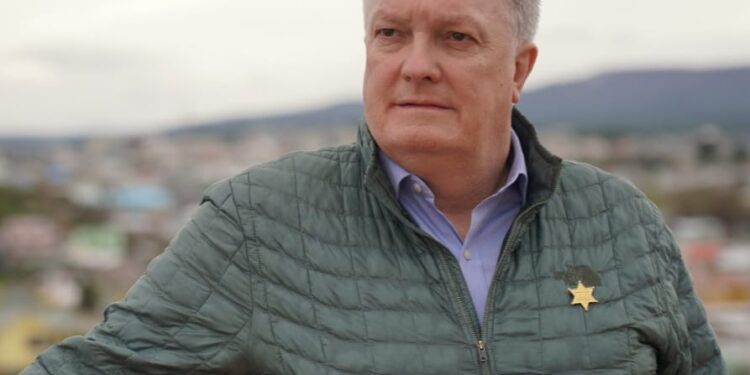 Senador Kusanovic califica alza de combustibles como “un golpe duro” y pide medidas más ambiciosas para Magallanes