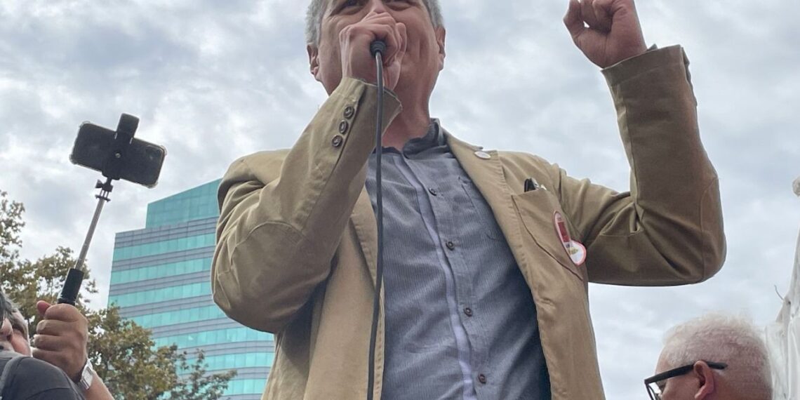 Colegio de Profesores se declara en alerta por recorte presupuestario en educación