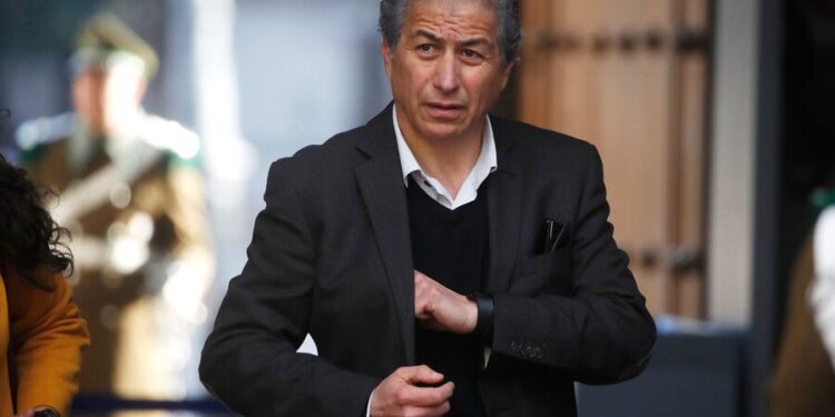 Colegio de Profesores advierte impacto negativo en educación por recorte presupuestario del 3%