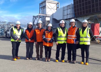 Seremi de Energía realiza visita técnica a central Tres Puentes de EDELMAG en Punta Arenas