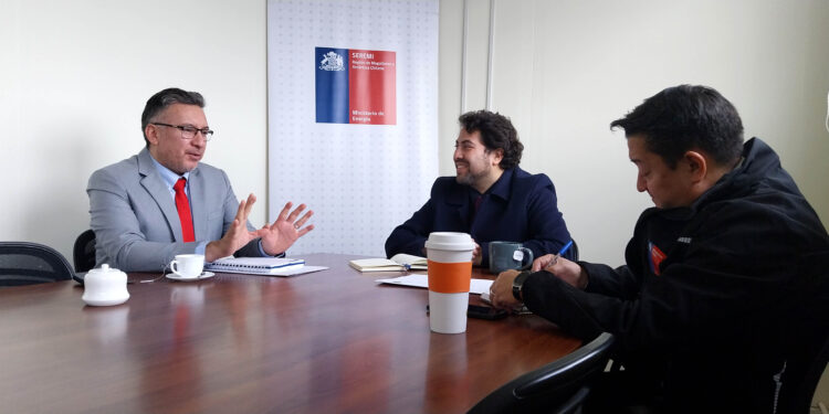 Seremi de Energía inicia agenda de trabajo regional para abordar desafíos energéticos en Magallanes