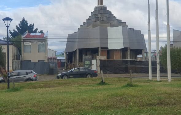 Voluntarias difunden la próxima apertura de nuevo templo en Punta Arenas.