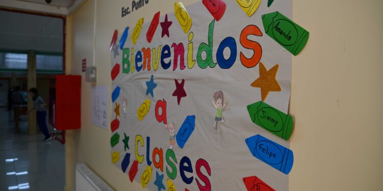 Día de la Educación Rural, Magallanes conmemora el legado de Gabriela Mistral y destaca labor en zonas aisladas