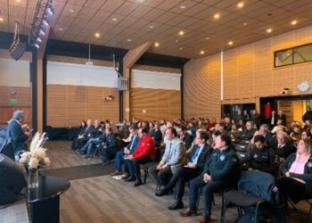 SUBDERE respalda propuesta de gobernadores para fortalecer la conectividad bimodal en la Patagonia.