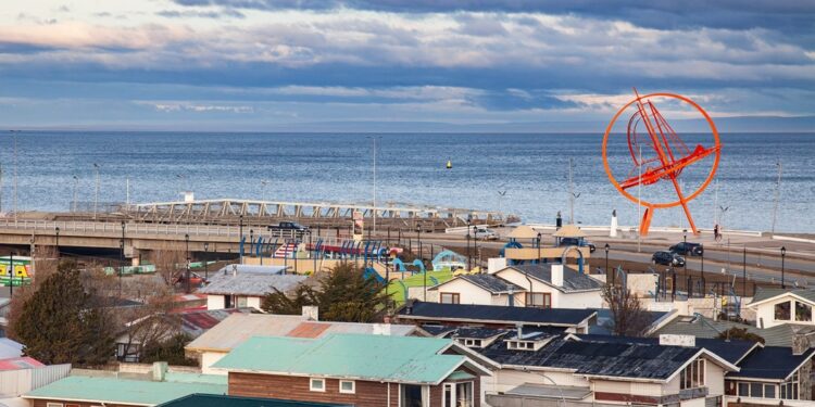 «Punta Arenas se posiciona como la ciudad con mejor calidad de vida entre las ciudades intermedias de Chile, según el ICVU 2025».
