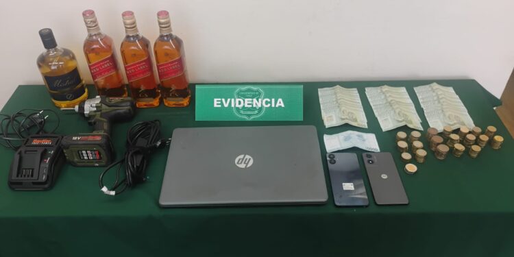 Rápida acción de la SIP de carabineros logra detención de autor de robo en local céntrico de Punta Arenas.