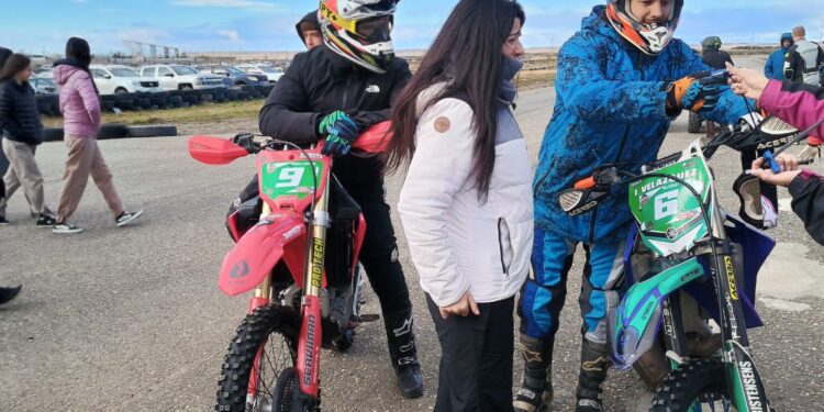 Río Grande se viste de gala: Con 141 pilotos arranca la 42° edición de la mítica Vuelta a la Tierra del Fuego.