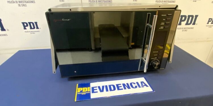 Incautan droga avaluada en más de $64 millones en encomienda con destino a Punta Arenas