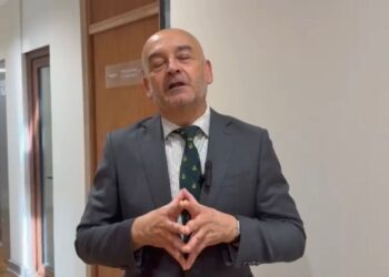 Formalizan a hombre por amenazas en contexto de violencia intrafamiliar tras incendiar choza en Punta Arenas