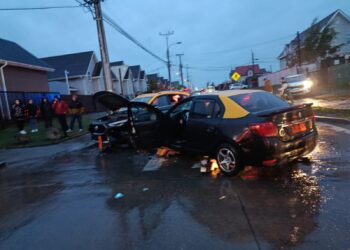 Cuatro lesionados y corte de energía deja triple colisión en Punta Arenas