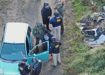 Mega operativo en tomas de Punta Arenas deja detenidos y revela situación migratoria irregular