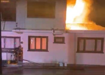 Incendio en vivienda moviliza a Bomberos en sector Presidente José Manuel Balmaceda de Punta Arenas
