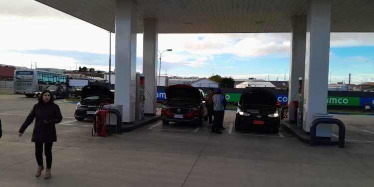 «Reapertura de planta GNC de Aramco eleva a tres los puntos de carga y alivia al transporte en Punta Arenas».