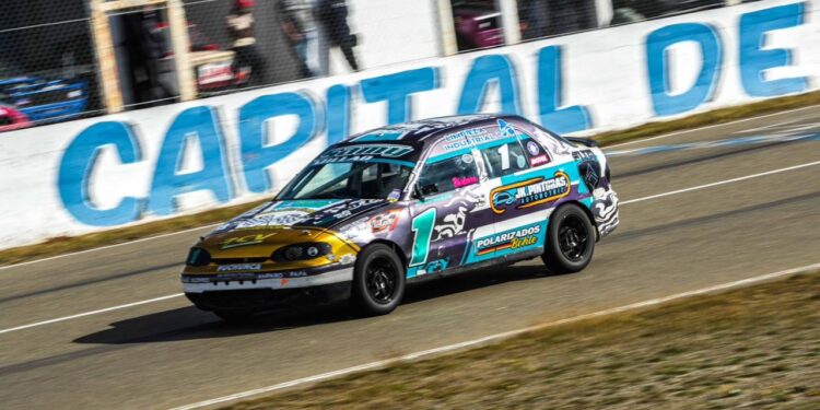 Samuel Samy Millao rugió fuerte en Río Gallegos, ganando las 2 primeras fechas del campeonato Hyundai. Correra en mayo como piloto invitado en la Fiat 128.