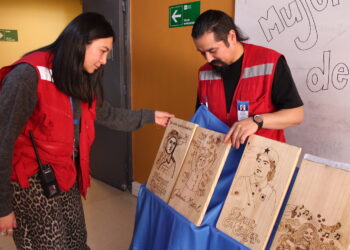 A través del arte: Jóvenes en proceso de reinserción rompen estereotipos y debaten sobre género.