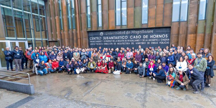 Puerto Williams se convirtió en epicentro de la ciencia subantártica con conferencia internacional sobre cambio climático