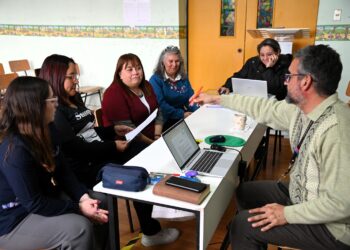 Agencia de Calidad de la Educación destaca avances de la Escuela Portugal tras resultados del Simce.