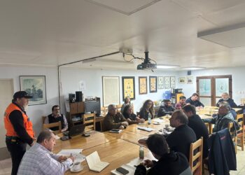 Municipio de Laguna Blanca coordina acciones preventivas con ganaderos para enfrentar el invierno y reforzar la seguridad rural