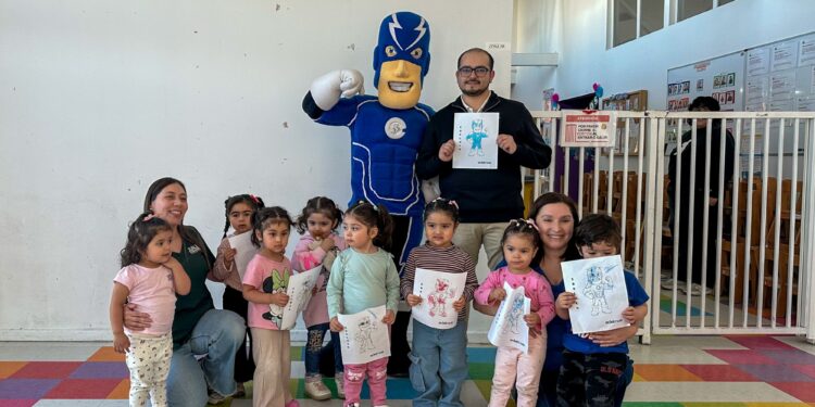 EDELMAG impulsó actividades educativas sobre energía y luz en establecimientos de Punta Arenas