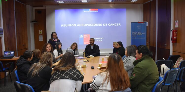 Seremi de Salud y agrupaciones oncológicas de Magallanes sellan alianza para fortalecer la atención de pacientes.