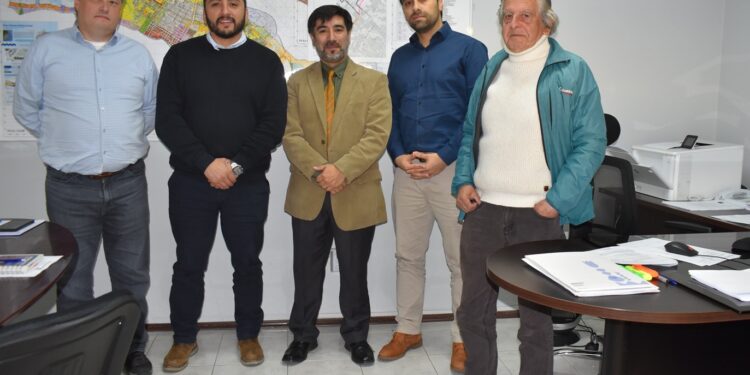 Seremi Minvu y Colegio de Arquitectos proyectaron trabajo conjunto.