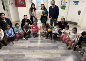 Seremi de las Culturas fortaleció alianzas culturales y educativas en su primera visita oficial a Cabo de Hornos