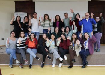 Hospital de Puerto Natales fortalece atención inclusiva con capacitación en lengua de señas para funcionarios