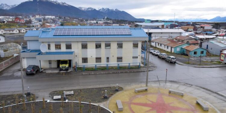 Organizaciones de Puerto Williams cuestionan atribución de avances en salud a actual gestión del hospital