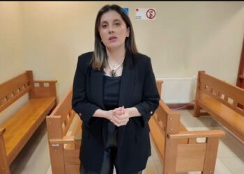 Adolescente quedó en prisión preventiva por violento robo a taxista en Puerto Natales