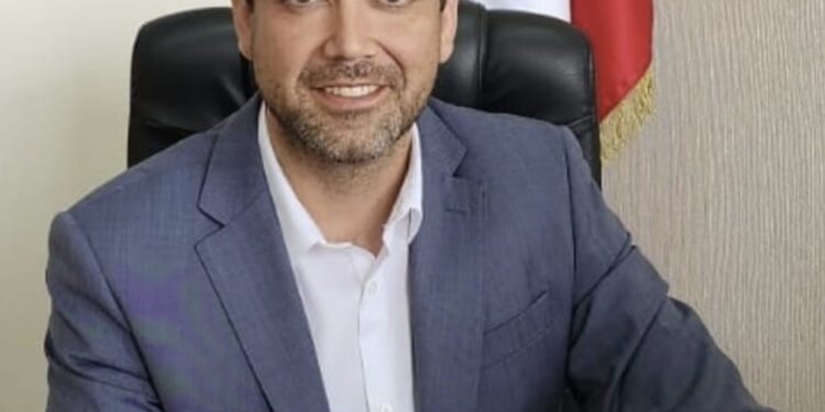 Exigen acelerar proyecto de diseño para la Escuela Bernardo O’Higgins de Porvenir tras más de un año sin avances