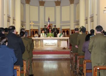Carabineros de Magallanes conmemoró el legado del General José Alejandro Bernales a 18 años de su fallecimiento