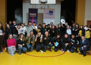 Academia de Emprendimiento Joven inicia talleres para impulsar ideas de negocio en estudiantes de Magallanes