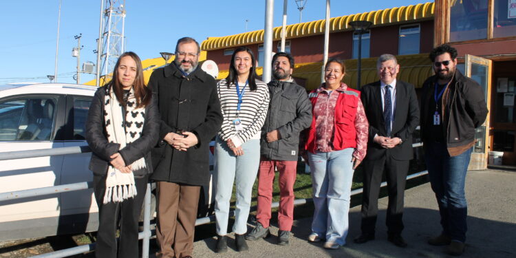 Seremi de las Culturas refuerza apoyo a la reinserción juvenil a través del arte en Punta Arenas