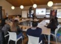 AquaChile entrega becas a 101 estudiantes de comunidades Kawésqar de Magallanes