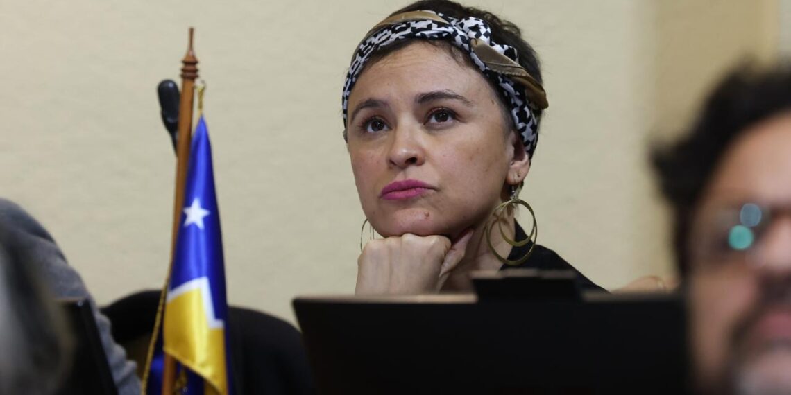 Diputada Javiera Morales solicita información a Dipres por incertidumbre en pago del Bono de Zonas Extremas a asistentes de la educación