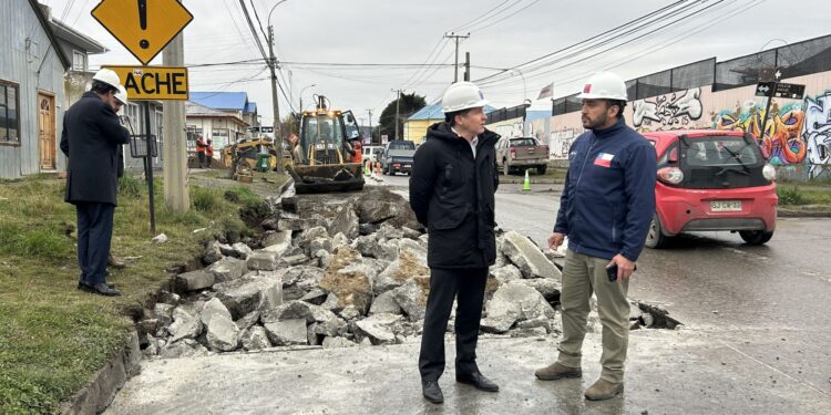 Minvu inicia obras de mejoramiento vial en calle Angamos con inversión cercana a los $25 millones