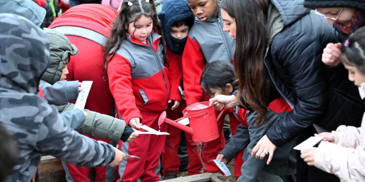 Escuela Dellamira Rebeca Aguilar reactiva sello medioambiental y proyecta plan educativo a cinco años