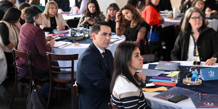 SLEP Magallanes reunió a directores y profesores encargados en tercera conferencia anual