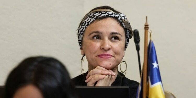Congreso despacha a ley proyecto que prohíbe armas de fuego a denunciados e imputados por violencia intrafamiliar