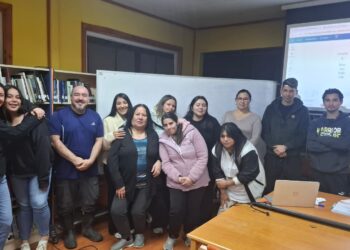 Capacitan a habitantes de Cabo de Hornos para enfrentar crecimiento turístico y portuario de la comuna