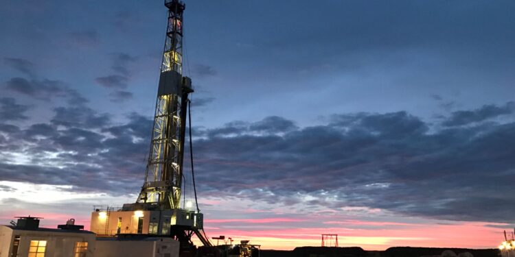 Enap proyecta su primera perforación horizontal en Magallanes con inversión de US$ 96 millones