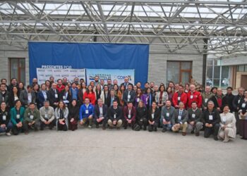 Puerto Montt reunió a autoridades de tres regiones en el VIII Encuentro de Comunidades Portal